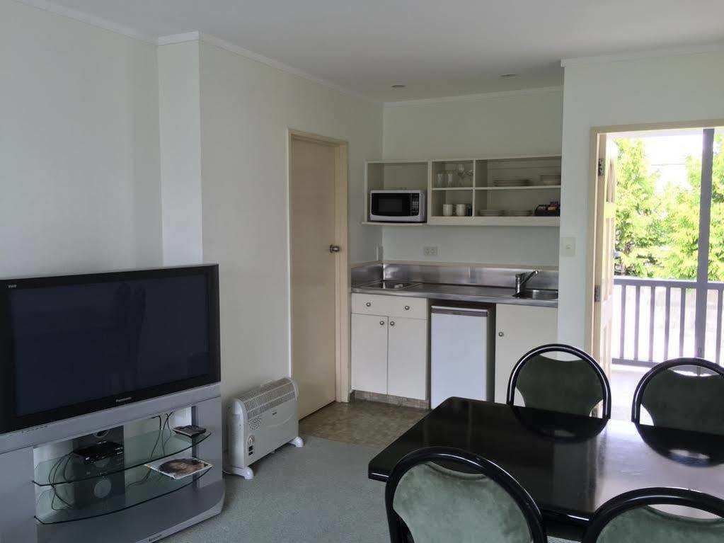 Asure Destiny On Fitzherbert Motel Palmerston North Esterno foto