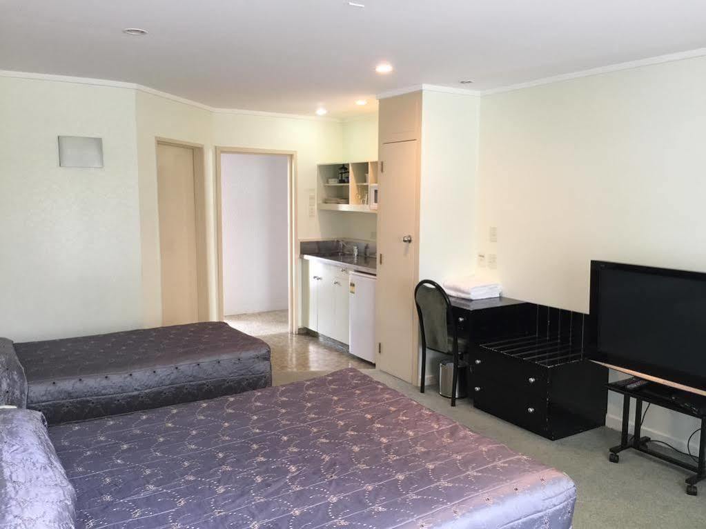 Asure Destiny On Fitzherbert Motel Palmerston North Esterno foto
